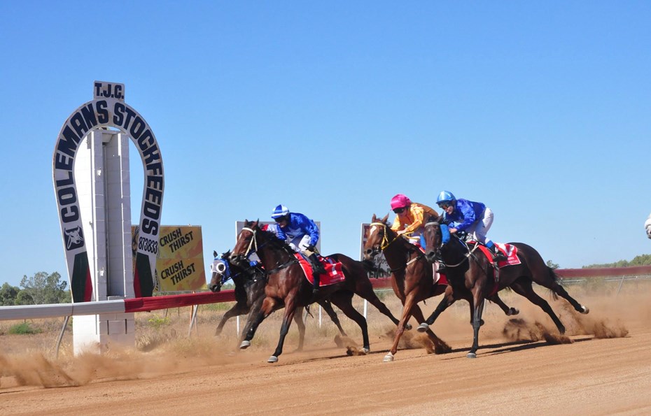 Home Charters Towers Amateur Race C